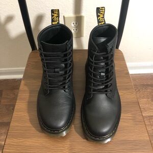 Dr. Martens AWLEY Unisex Adults Black Leather Lace-Up Boots Size 8 M Size 9 L